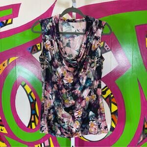 Worthington, Floral Drapy Front Sleeveless Blouse. Size Medium Excellent cond!